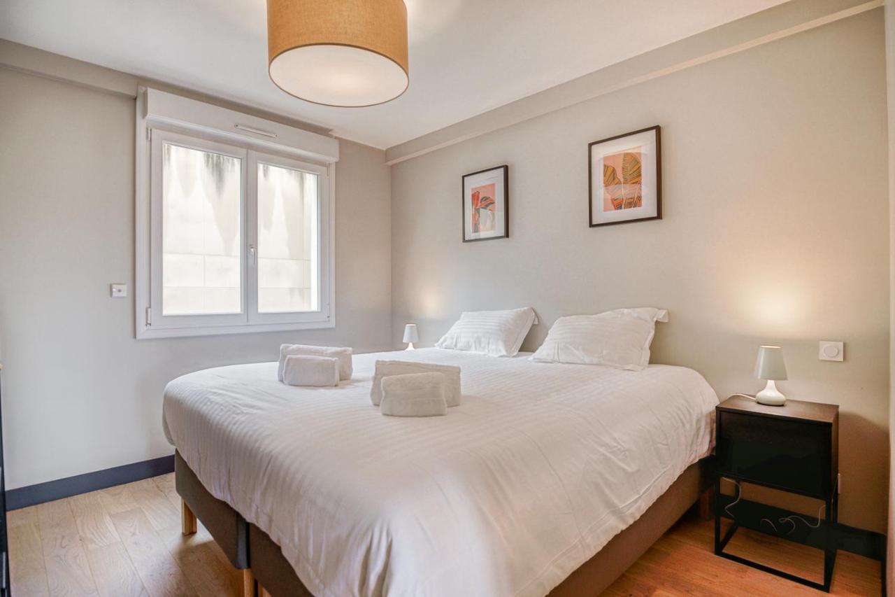 Apartament Le Gambetta - T3 Standing Avec Parking, Wifi, Netflix Laval  Zewnętrze zdjęcie