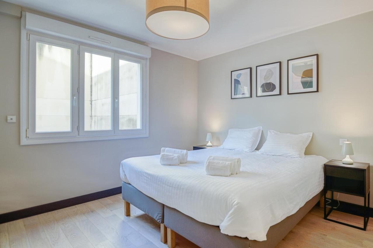 Apartament Le Gambetta - T3 Standing Avec Parking, Wifi, Netflix Laval  Zewnętrze zdjęcie